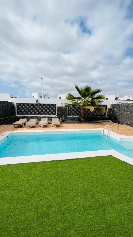 Lovely Villa Kiluka Heated Pool Коста Бланка Экстерьер фото