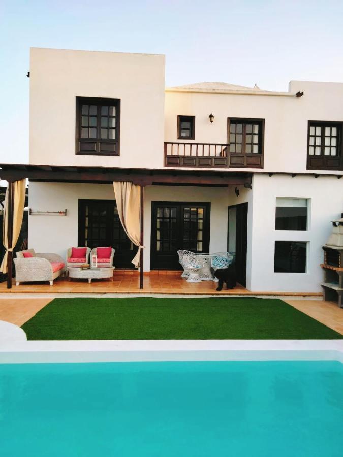 Lovely Villa Kiluka Heated Pool Коста Бланка Экстерьер фото