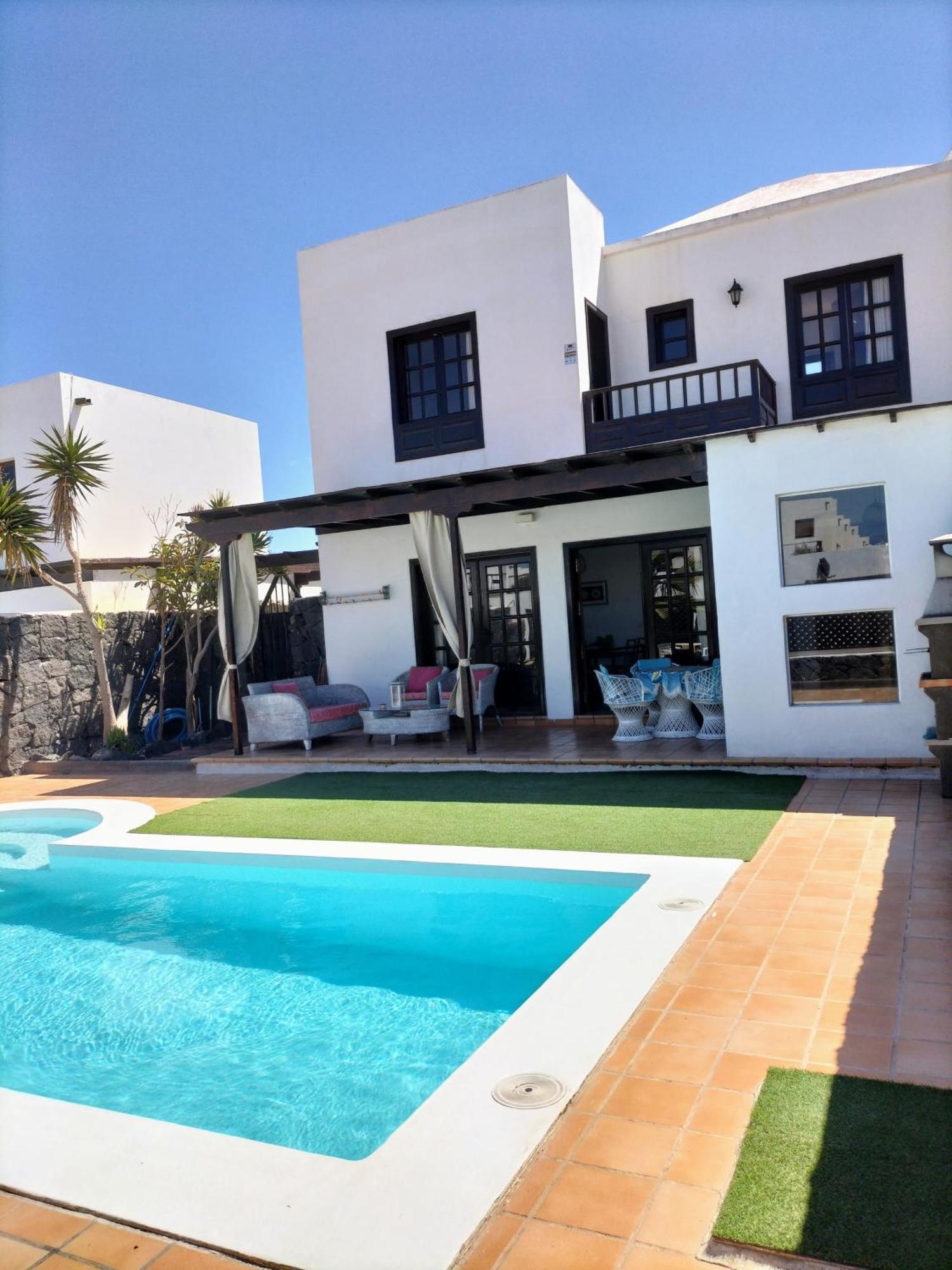 Lovely Villa Kiluka Heated Pool Коста Бланка Экстерьер фото