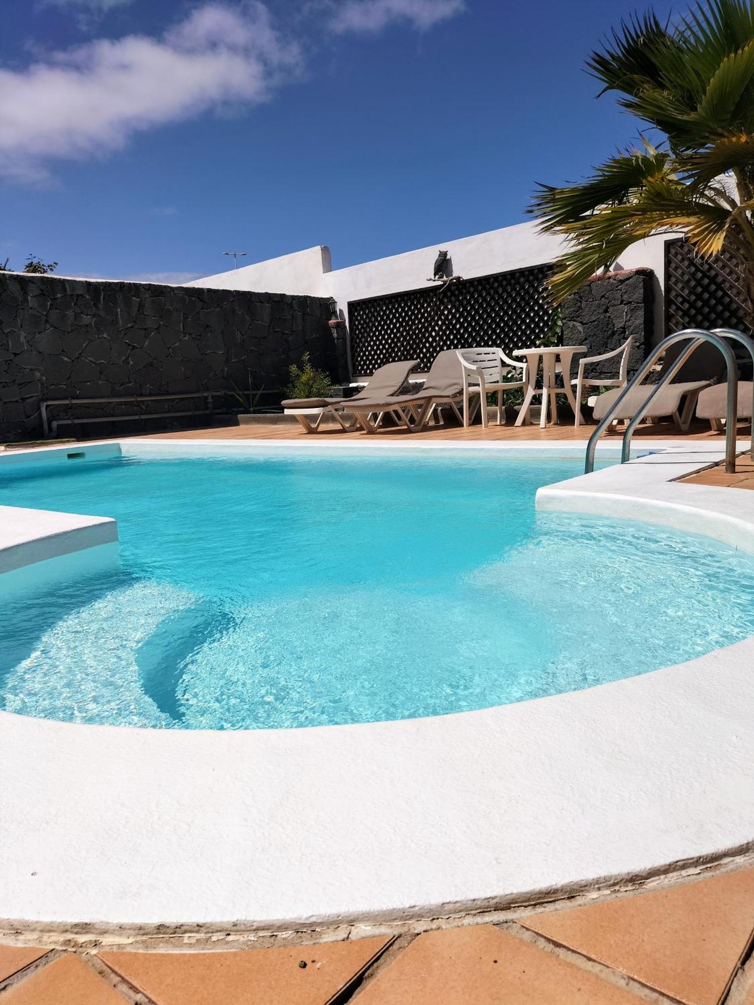 Lovely Villa Kiluka Heated Pool Коста Бланка Экстерьер фото